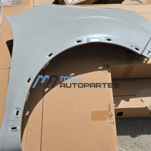 Guardabarro Derecho Geely GX3