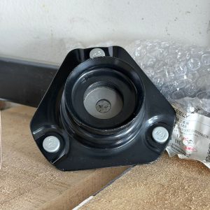 Galleta compensador Geely Coolray